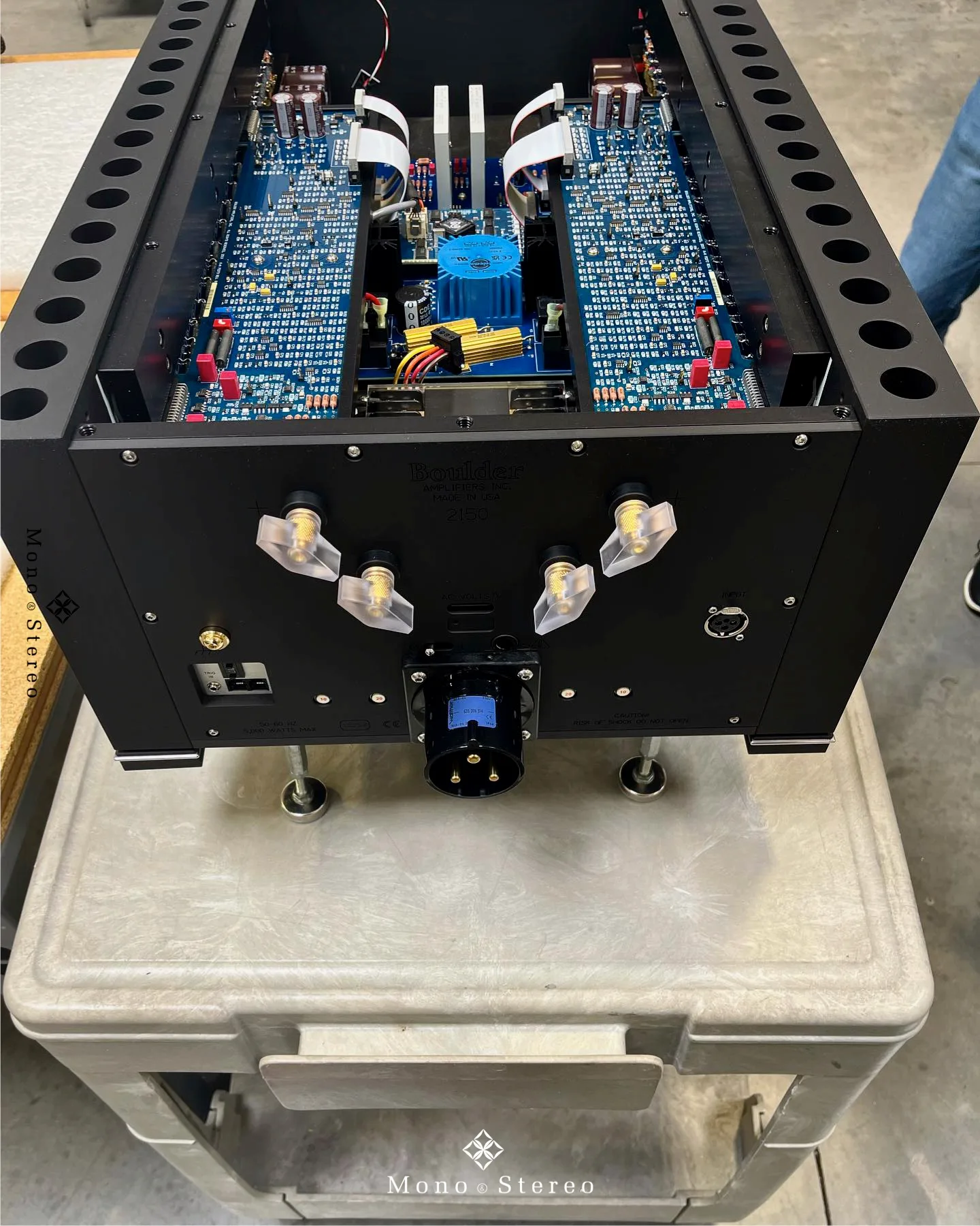 Boulder Amplifiers 2150 Amplifier – Ultimate High-Fidelity