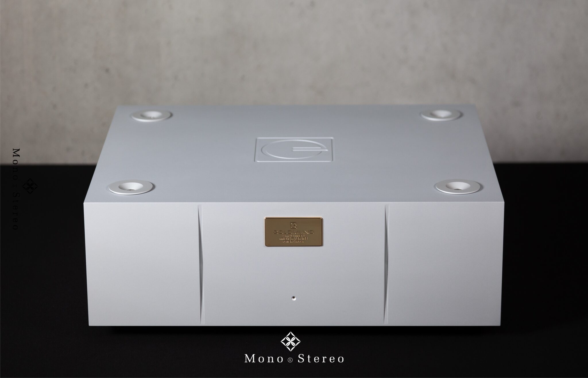 Amplificateur De Puissance Goldmund Mimesis Sr M2.3Me – 23W, Analogique/digital, Bon état