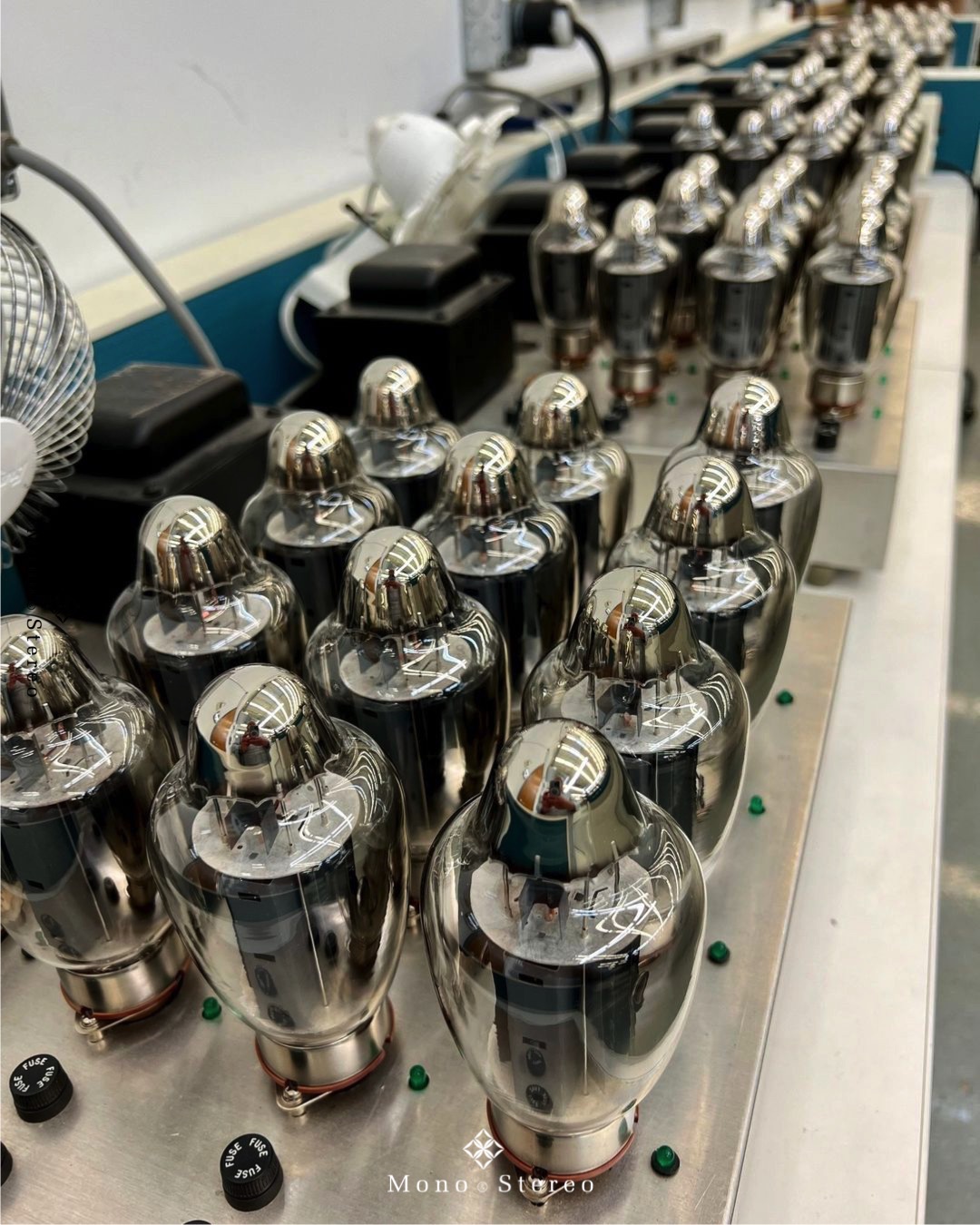 Audio Research Reference 330M Amplifier – Ultimate High-Fidelity