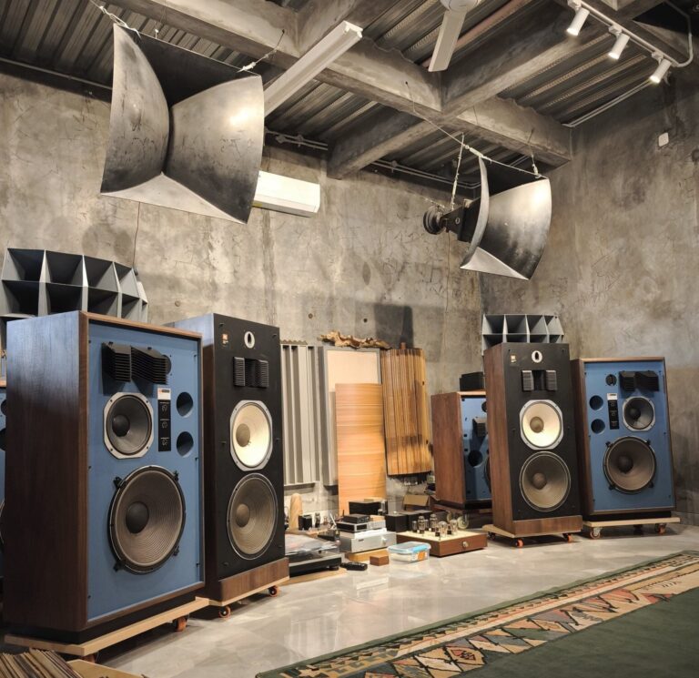 JBL 4344 SPEAKERS: BIG BLUE – AUDIOPHILE AND STUDIO ICONS – Ultimate ...