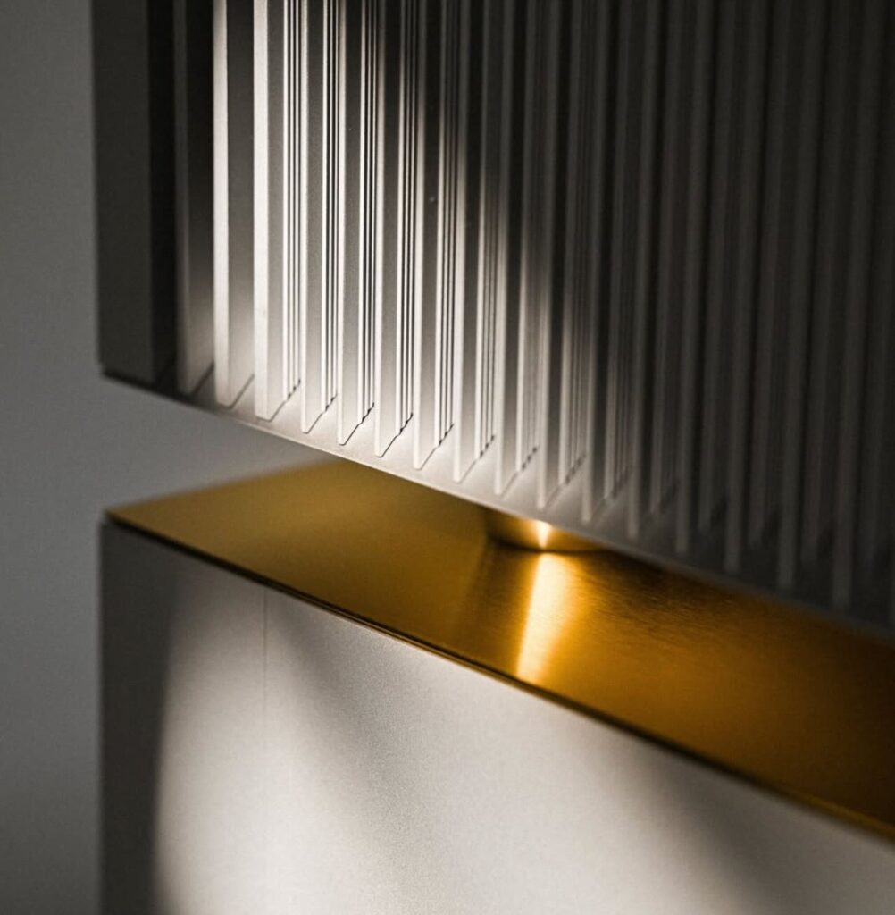 Goldmund Telos 9800
